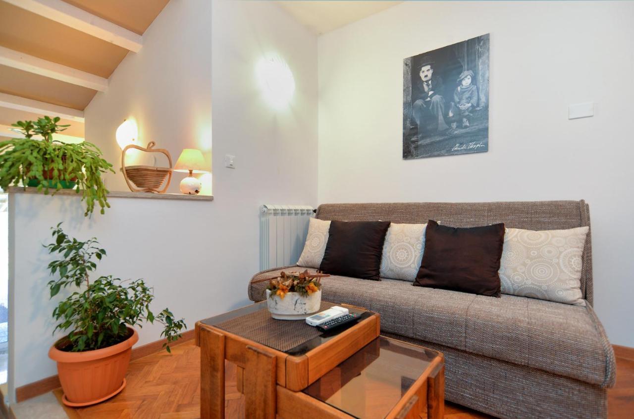 Apartments Voltica 1049 Rovinj Exterior photo