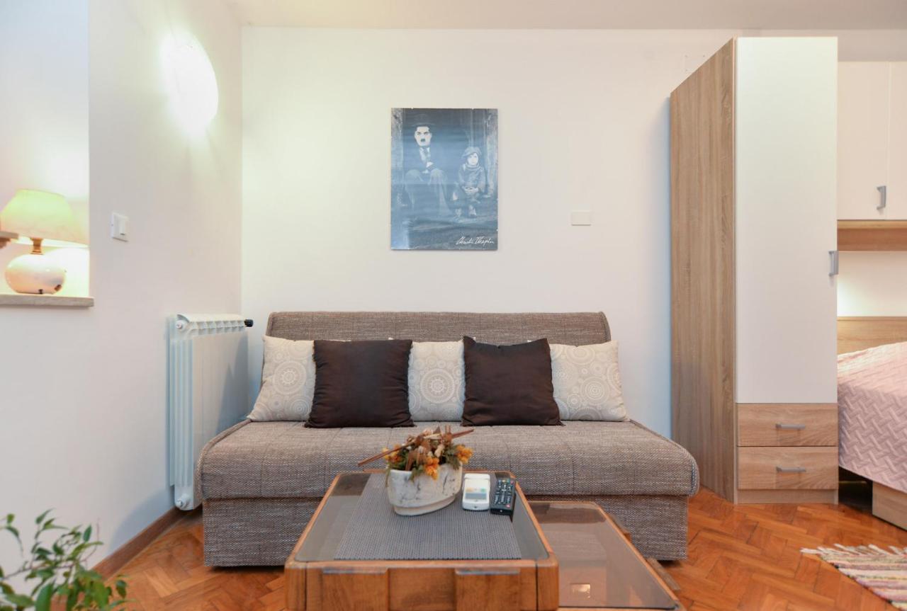 Apartments Voltica 1049 Rovinj Exterior photo